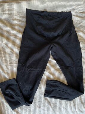 Old Navy maternity leggings